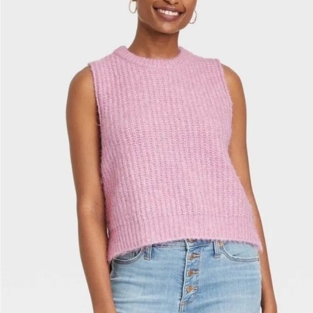 Universal Thread Pink Crew Neck Sweater
